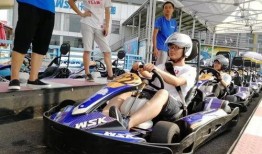 娱乐吃瓜酱练车,揭秘明星驾校生活