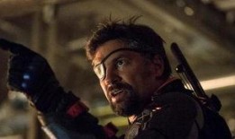 绿箭侠第六季在线观看,英雄归来，危机四伏